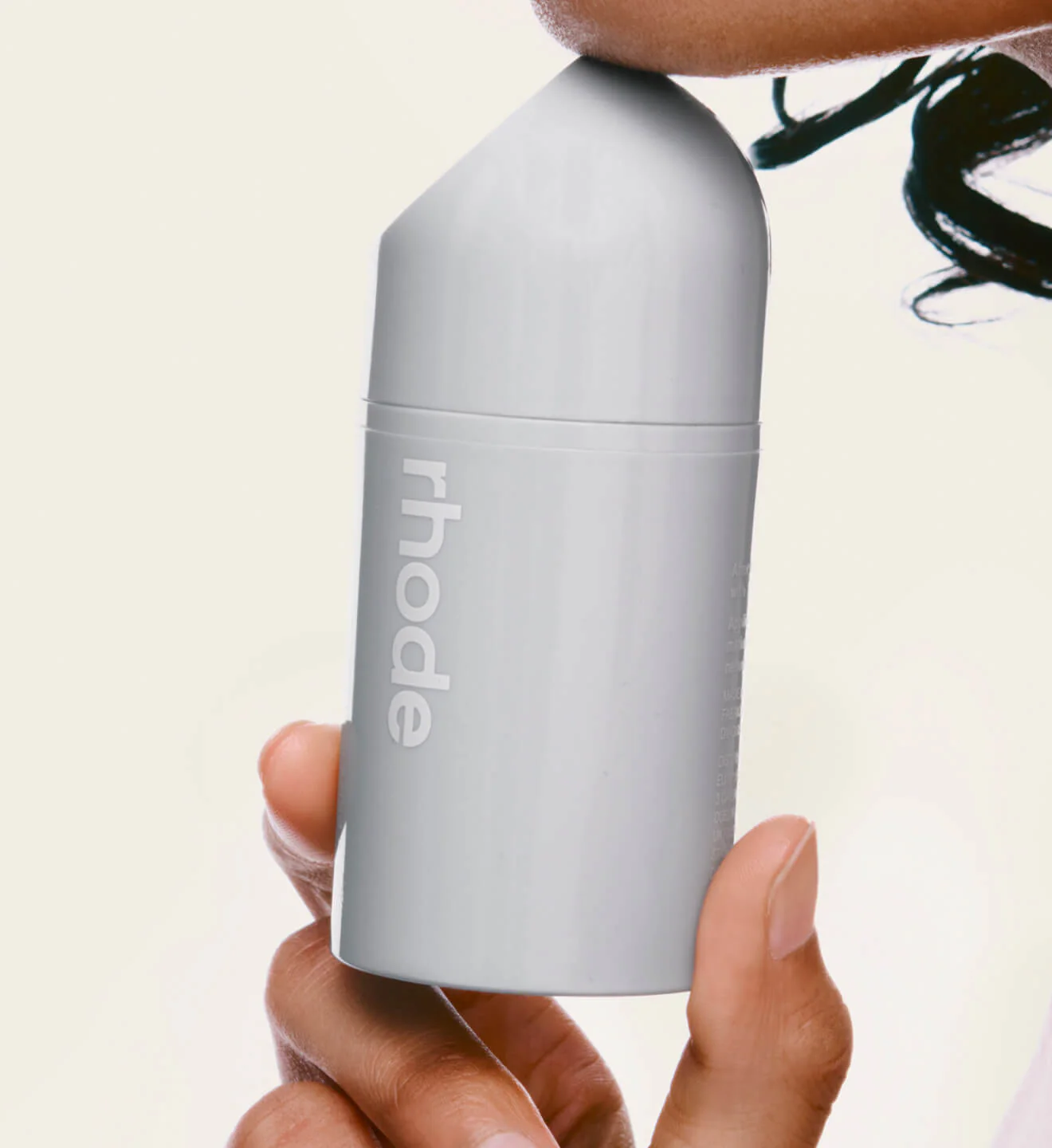 rhode peptide glazing fluid Serum Nawilżające - obrazek 5
